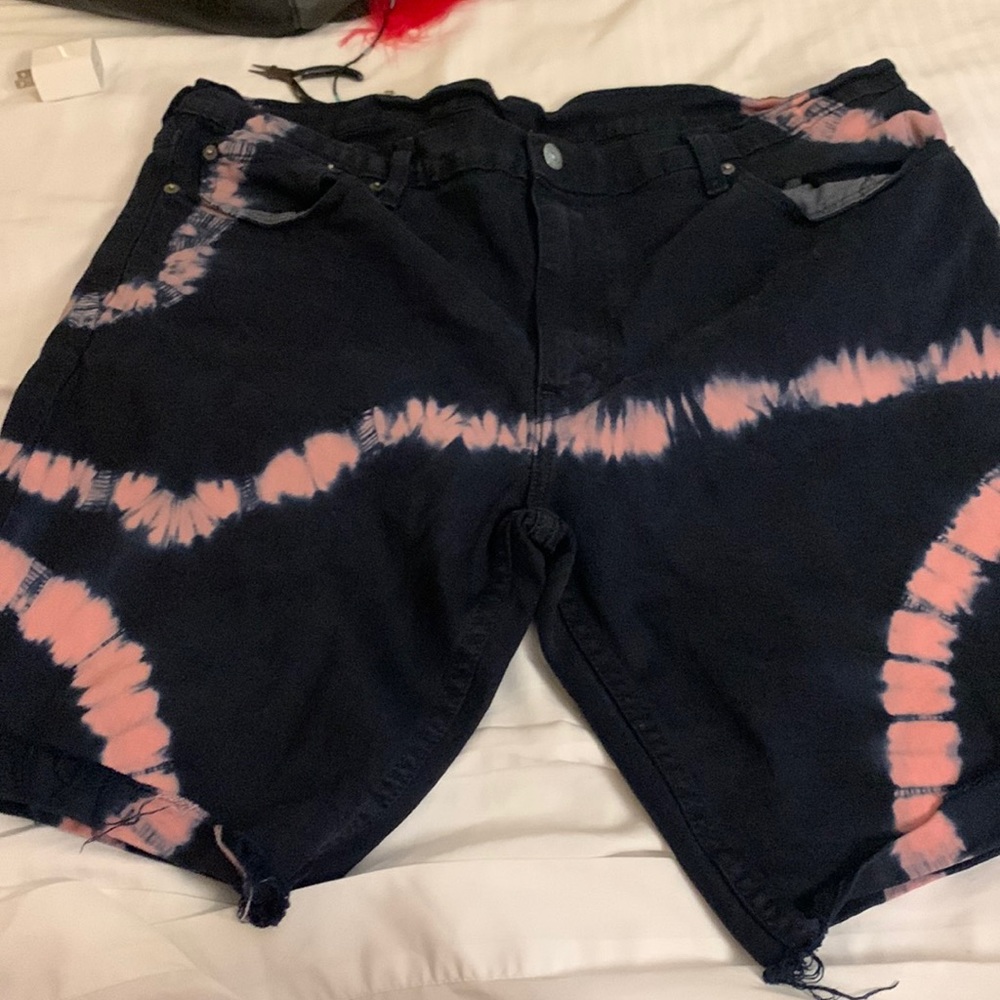 511 Levi tie dye shorts
